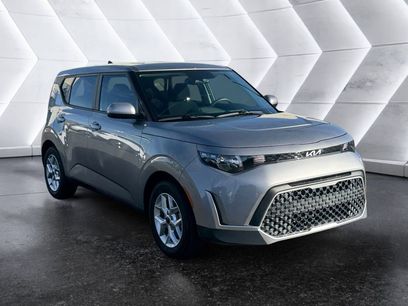 Used 2025 Kia Soul S