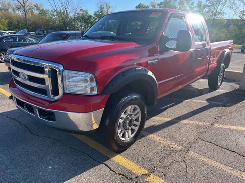 Used 2006 Ford F350 4x4 Crew Cab Super Duty image 1