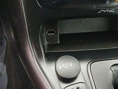 Used 2018 Ford Focus SE image 15