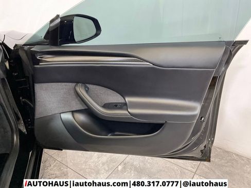 Used 2024 Tesla Model S Plaid image 44