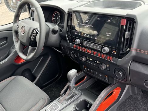 New 2026 Nissan Frontier PRO-4X w/ Pro-4x Convenience Package image 7