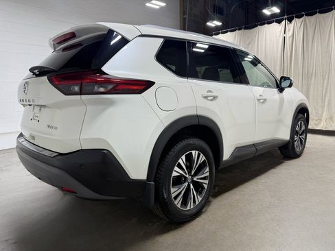 Used 2021 Nissan Rogue SV w/ Premium Package AWD/4WD image 4