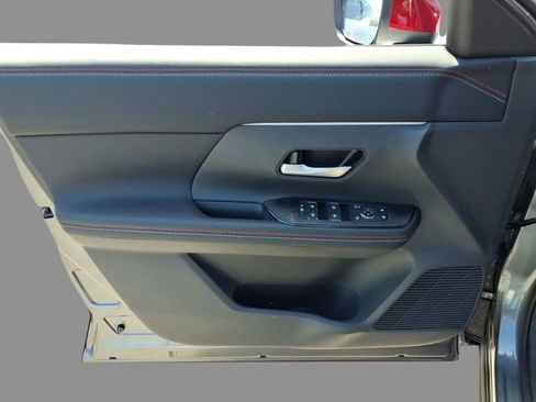 New 2026 Nissan Kicks SR w/ SR Premium Package AWD/4WD image 16