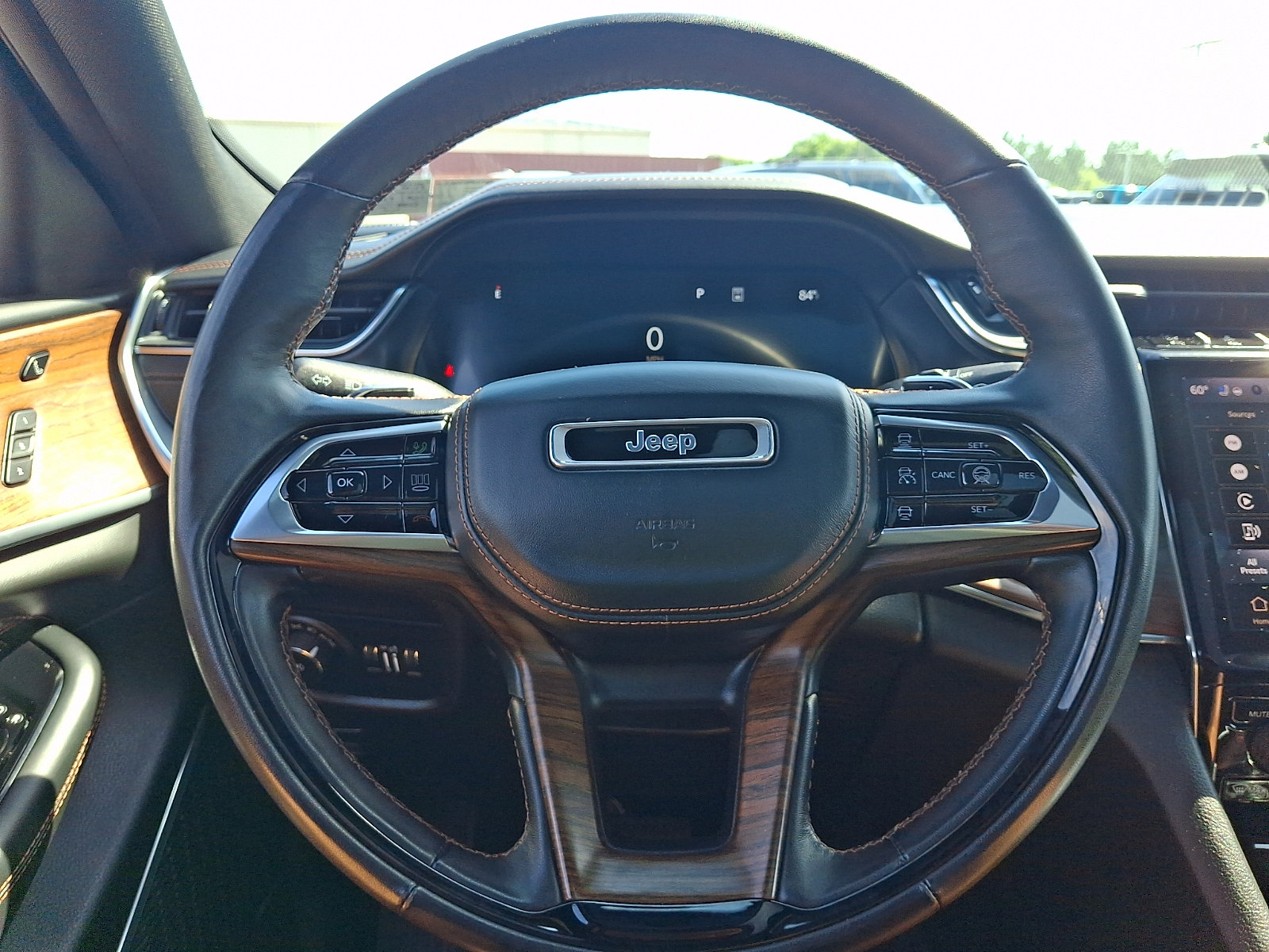 Used 2023 Jeep Grand Cherokee Summit AWD/4WD image 20