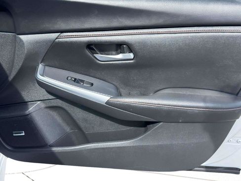 Used 2024 Nissan Sentra SR w/ SR Premium Package FWD image 51