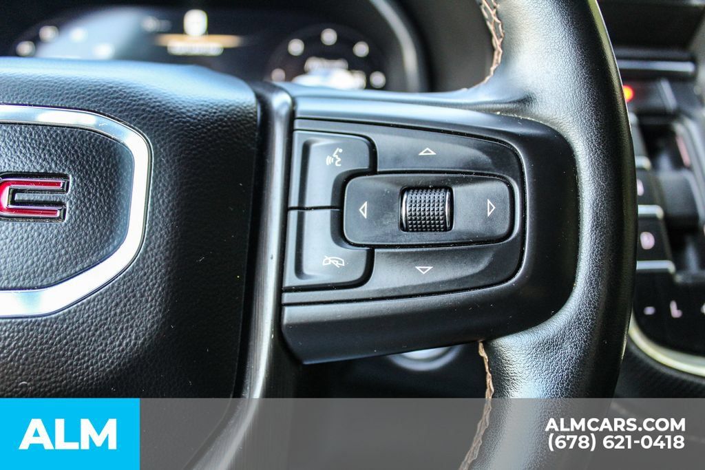 Used 2023 GMC Yukon AT4 AWD/4WD image 29