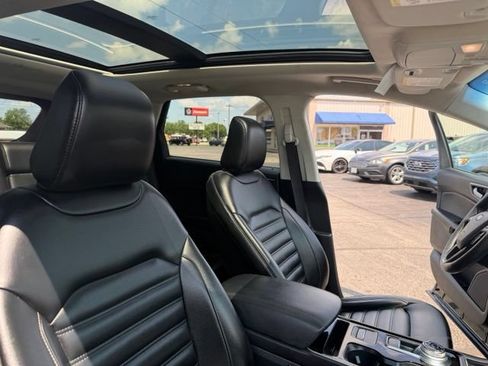 Used 2020 Ford Edge SEL w/ Convenience Package AWD/4WD image 43