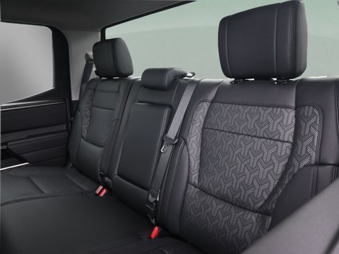 Used 2024 Toyota Tundra Limited AWD/4WD image 34