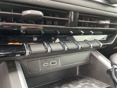 Certified 2023 Chevrolet Colorado LT w/ LT Convenience Package II image 25