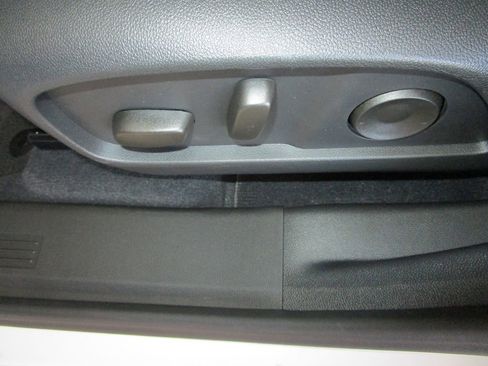 New 2026 GMC Terrain AT4 w/ Technology Package II image 24