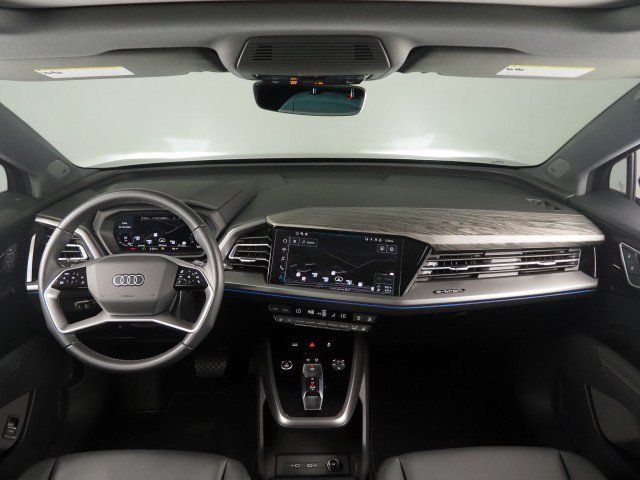 Used 2023 Audi Q4 e-tron Premium Plus w/ Premium Plus RWD image 3