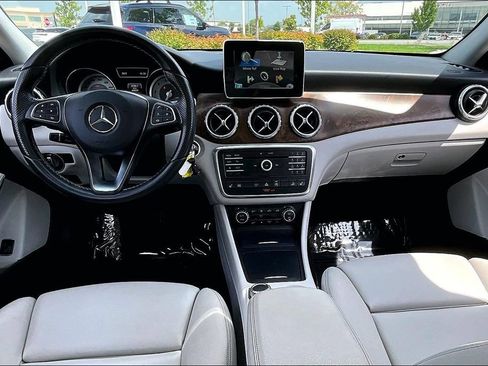 Used 2016 Mercedes-Benz GLA 250 4MATIC image 21