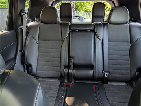 Used 2024 Mitsubishi Outlander SE FWD image 16