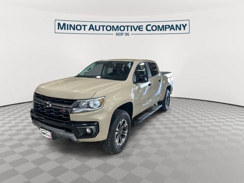 Used 2022 Chevrolet Colorado Z71 AWD/4WD image 4