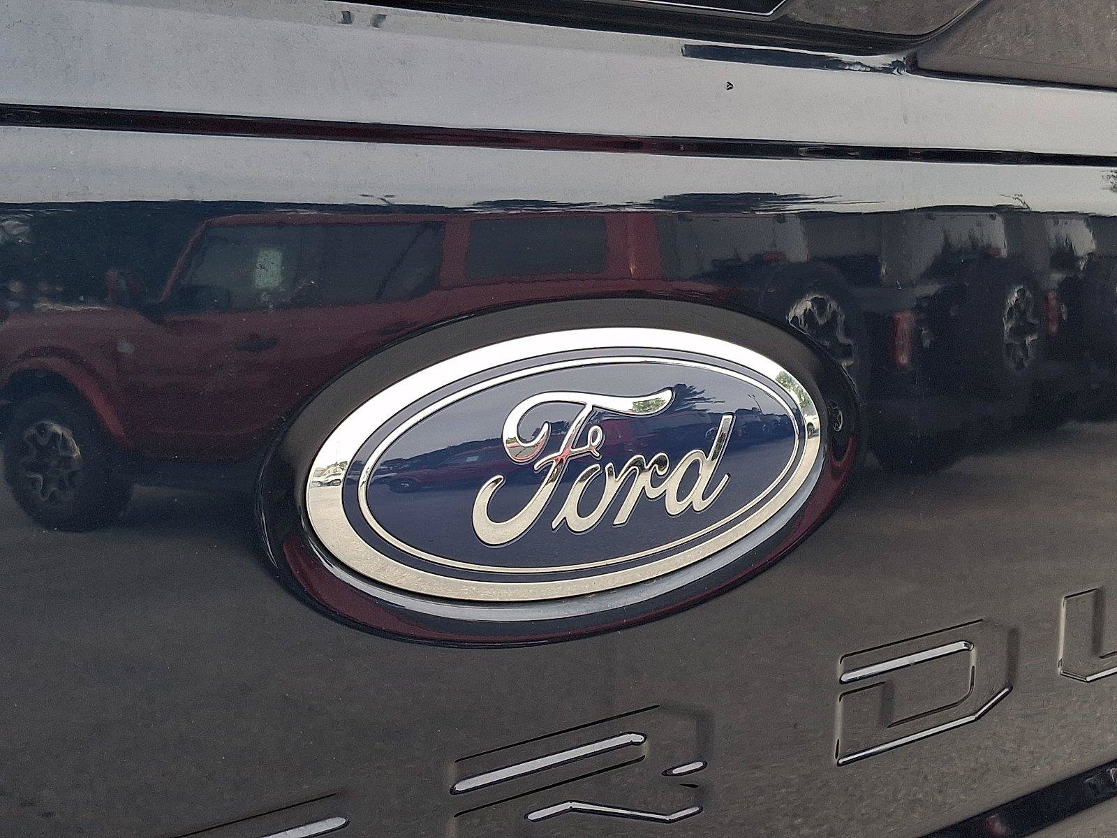 Used 2024 Ford F250 Lariat w/ Sport Appearance Package AWD/4WD image 29