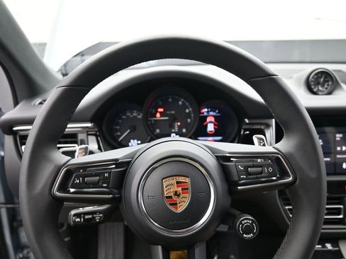 New 2026 Porsche Macan image 14
