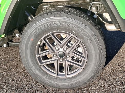 New 2026 Jeep Gladiator Sport image 5