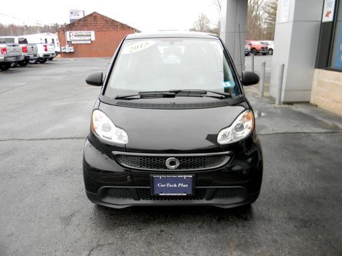 Used 2015 smart fortwo pure image 3