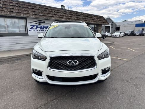 Used 2018 INFINITI QX60 Luxe w/ Deluxe Technology Package image 2