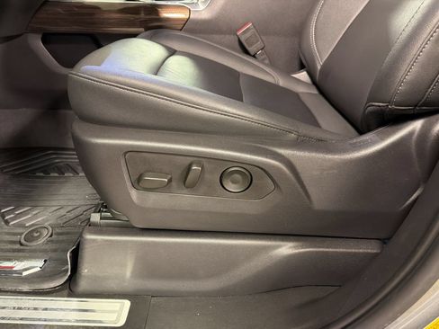 Used 2025 Chevrolet Silverado 1500 LT Trail Boss w/ Convenience Package II AWD/4WD image 14