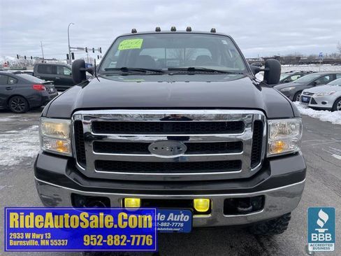 Used 2006 Ford F350 Lariat image 2
