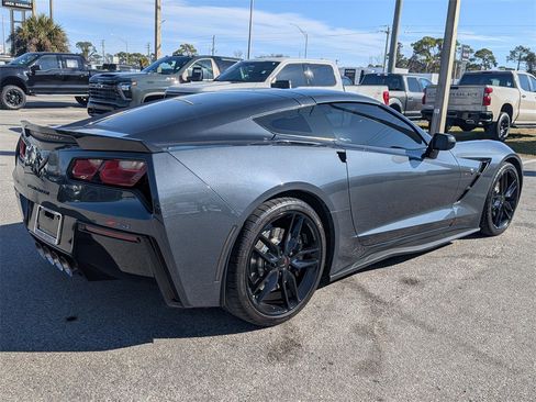 Used 2019 Chevrolet Corvette Stingray Coupe w/ Carbon Flash Badge Package image 3