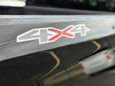 Used 2020 Chevrolet Silverado 1500 LTZ image 7