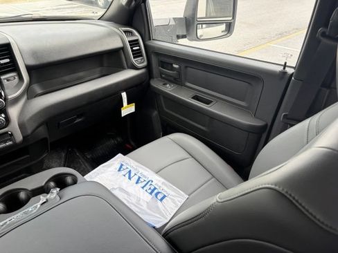 New 2026 RAM 5500 Tradesman w/ Chrome Appearance Group AWD/4WD image 34