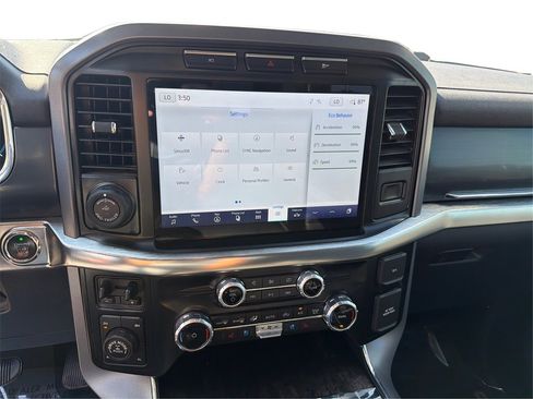 Used 2023 Ford F150 Lariat w/ Trailer Tow Package image 14