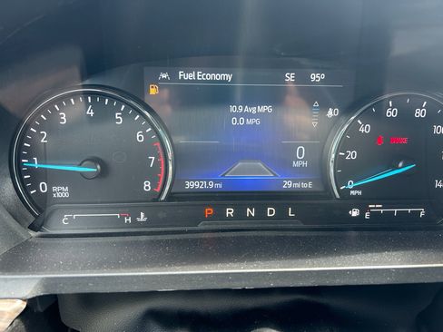 Used 2023 Ford Explorer Limited image 14