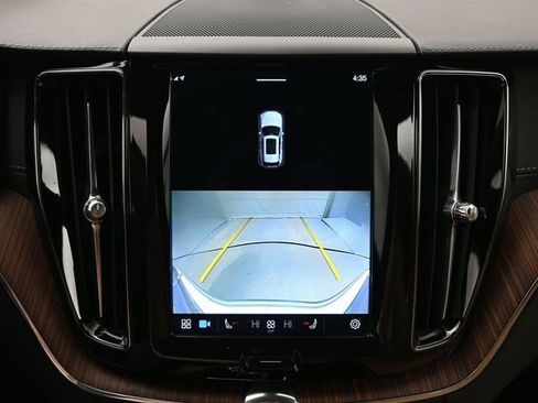 Used 2023 Volvo XC60 B5 Ultimate w/ Protection Package Premier image 22