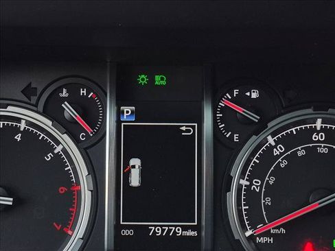Used 2021 Toyota 4Runner Limited AWD/4WD image 6