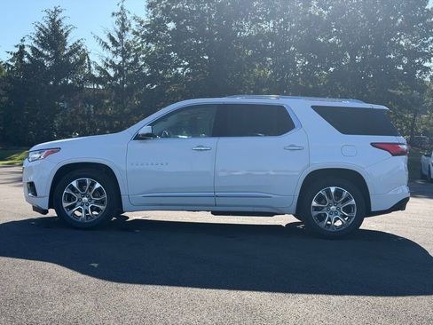 Used 2018 Chevrolet Traverse Premier AWD/4WD image 3