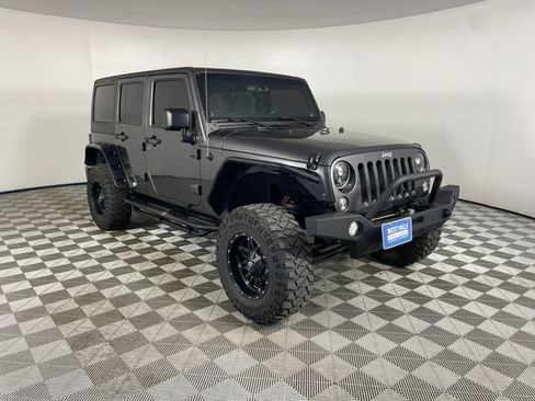 Used 2014 Jeep Wrangler Unlimited Sport w/ Max Tow Package AWD/4WD image 26