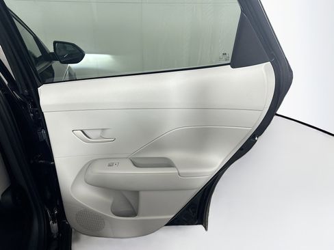 Used 2025 Hyundai Kona SEL image 29