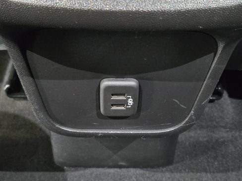 Certified 2024 Chevrolet Equinox LT FWD image 18