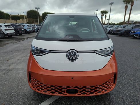 New 2025 Volkswagen ID. Buzz Pro S Plus image 11