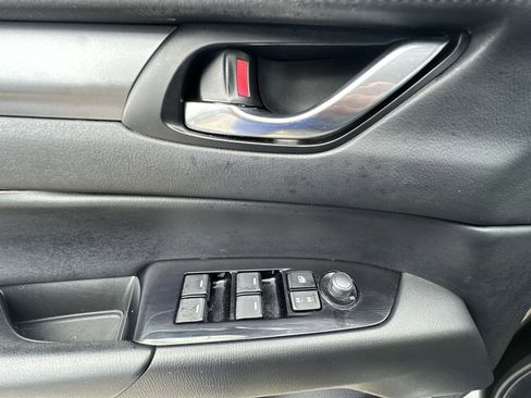 Used 2019 MAZDA CX-5 Touring image 15