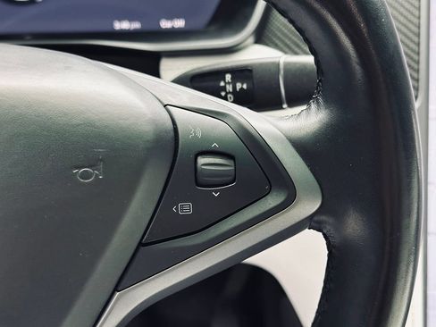 Used 2018 Tesla Model X 75D AWD/4WD image 33