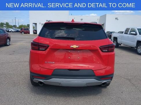 Used 2024 Chevrolet Blazer LT w/ Convenience Package FWD image 6