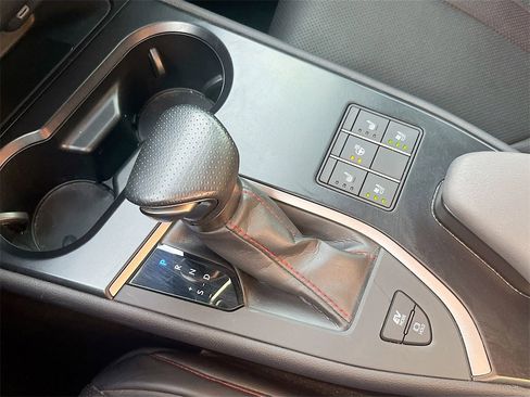 Used 2024 Lexus UX 250h F Sport image 16