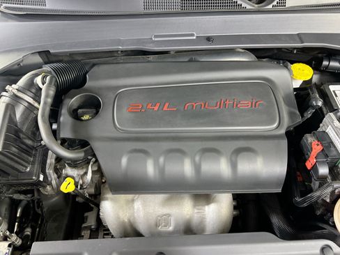Used 2022 Jeep Compass Trailhawk w/ Trailhawk Convenience Group AWD/4WD image 28