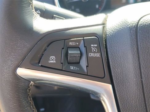 Used 2022 Buick Encore Preferred w/ Safety Package image 20