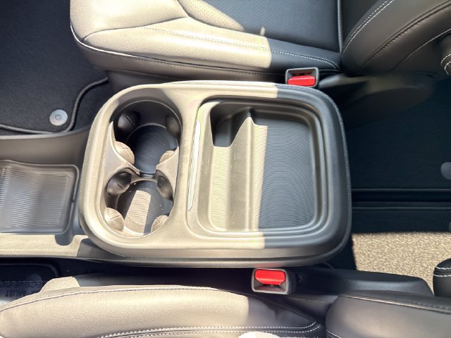 New 2027 Chrysler Pacifica Select FWD image 25