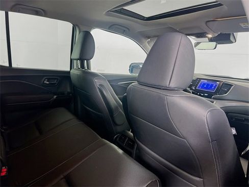Used 2023 Honda Ridgeline RTL-E image 9