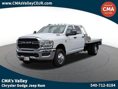 New 2024 RAM 3500 Tradesman w/ Chrome Appearance Group