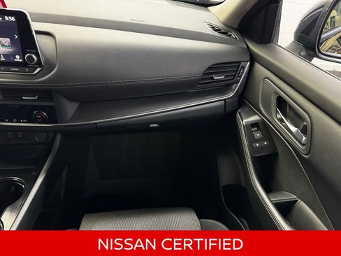 Certified 2025 Nissan Rogue SV image 19