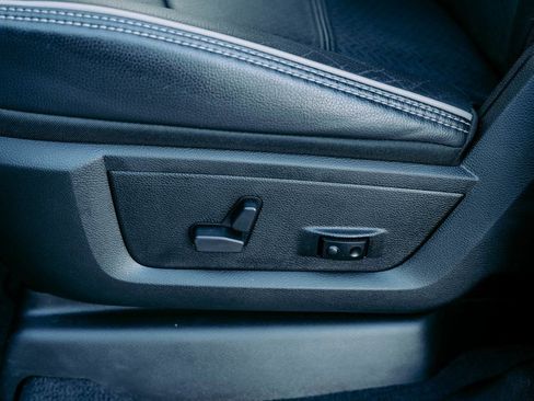 Used 2024 RAM 2500 Laramie w/ Safety Group image 17