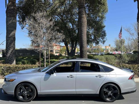 Used 2023 Honda Accord Sport image 19