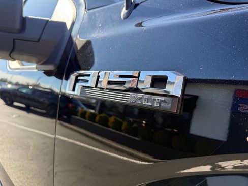 Used 2016 Ford F150 XLT w/ Equipment Group 302A Luxury image 15